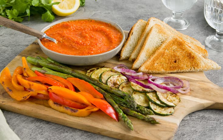 Tomatsås med röd chili & rödvinsvinäger - Recept | Pågen